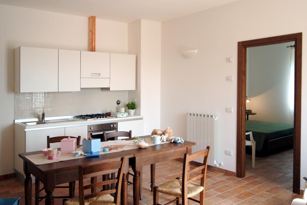 Agriturismo Casale Le Selvette Ripa Extérieur photo